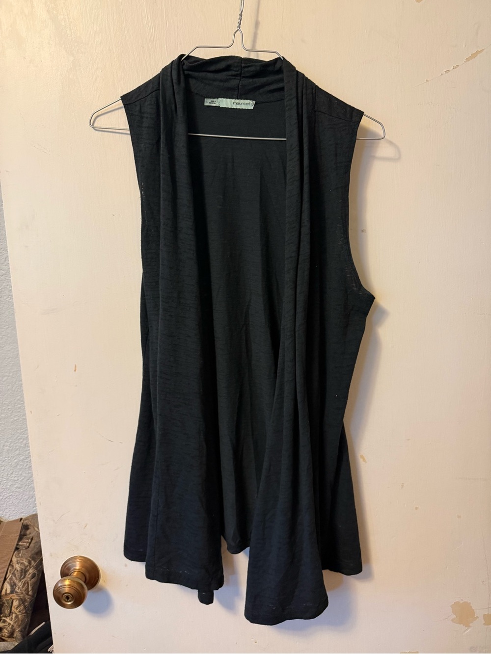 Maurice’s  Black Sleeveless Draped Open-Front vest